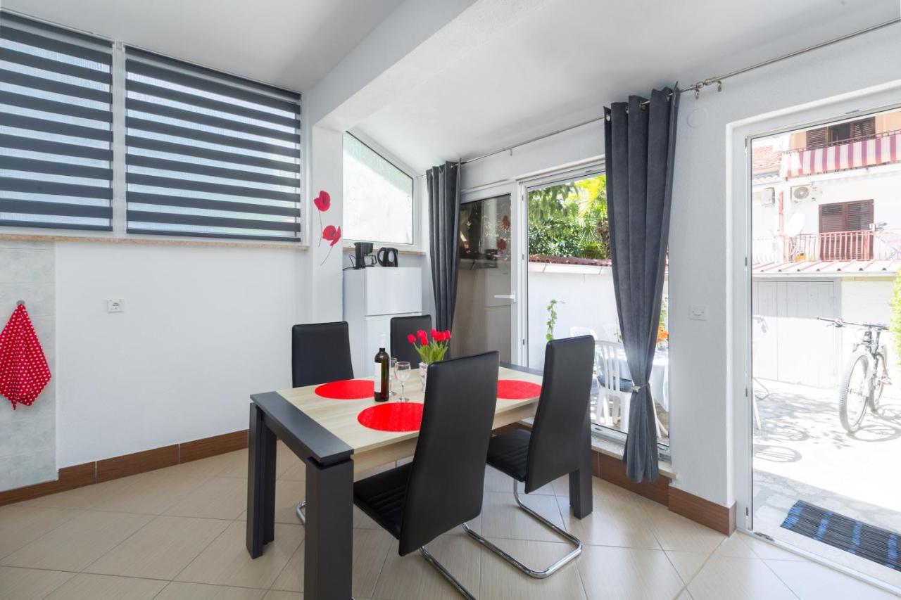 Family Apartment Romina Vrsar Exterior foto