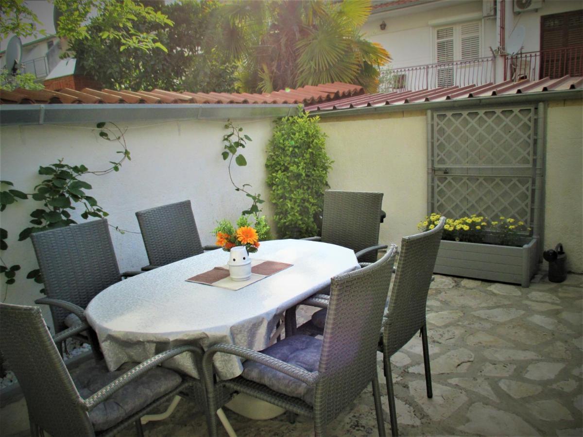 Family Apartment Romina Vrsar Exterior foto